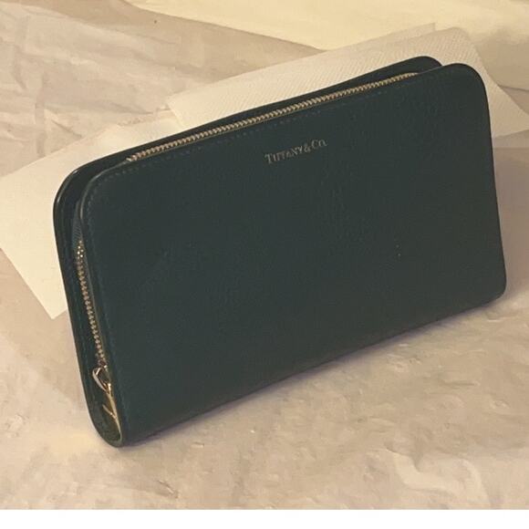 Tiffany & Co. Green Wave Embossed Continental Leather Zip Wallet Clutch Wallet - Picture 2 of 16